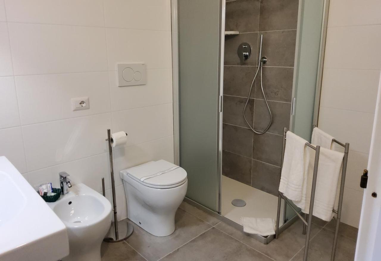 Hotel Letizia Follonica Ngoại thất bức ảnh