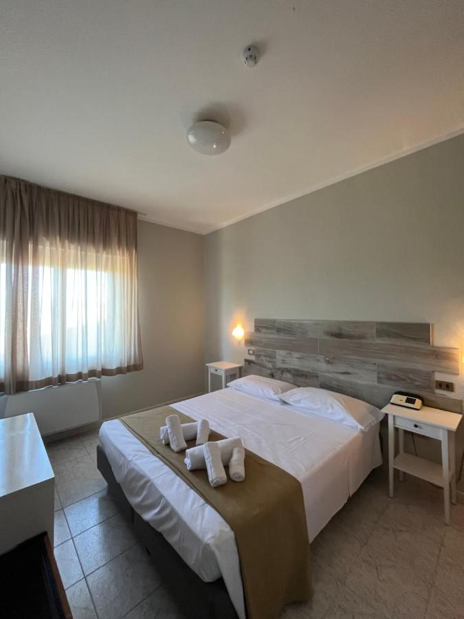 Hotel Letizia Follonica Ngoại thất bức ảnh