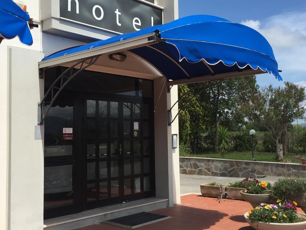 Hotel Letizia Follonica Ngoại thất bức ảnh